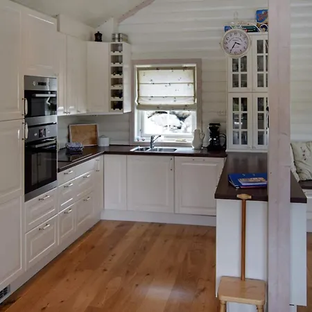 8 Person In Aseral Tatil Evi