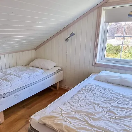 8 Person In Aseral Tatil Evi Tjaldal