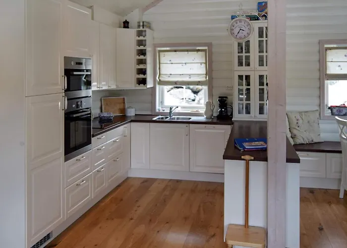 Nyaraló 8 Person In Aseral